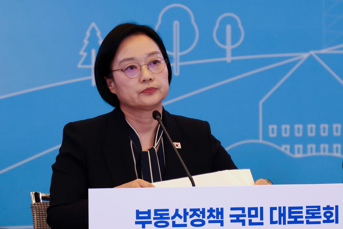 한성숙 국무총리가 27일 서울 중구 대한상공회의소에서 열린 부동산정책 국민 대토론회에서 모두발언을 하고 있다.&nbsp;뉴시스