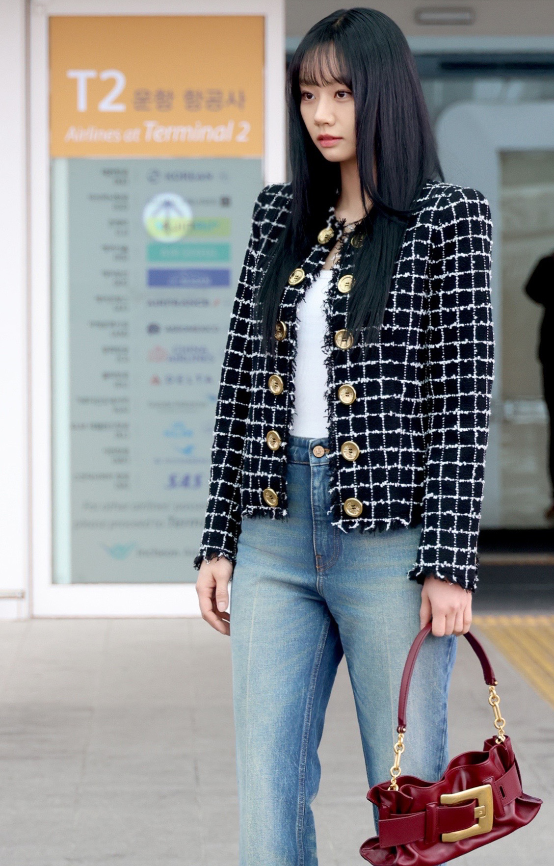 배우 혜리. 자료=발망 (BALMAIN) 제공