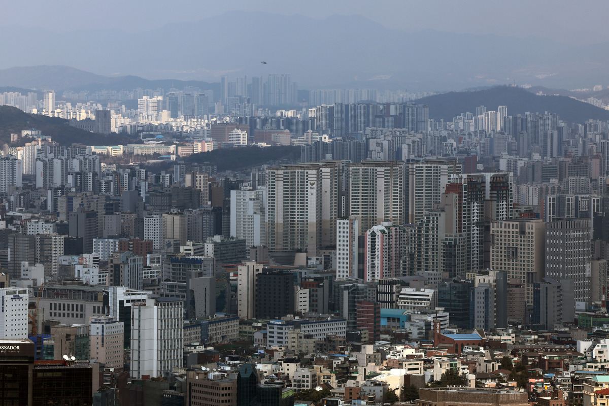 오후 서울 중구 남산에서 바라본 아파트 모습. 뉴시스