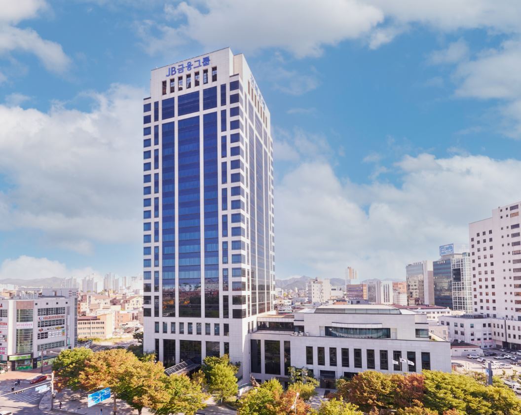 JB금융그룹 본사 전경.