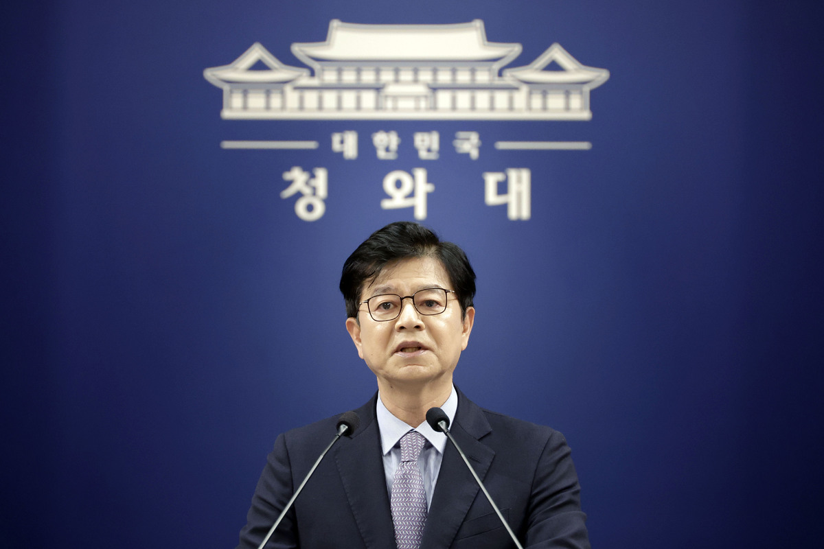 성기홍 홍보소통수석이 지난 7월 10일 청와대에서 신임 국무조정실장에 임기근 기획예산처 차관 임명 관련 브리핑을 하고 있다. 뉴시스