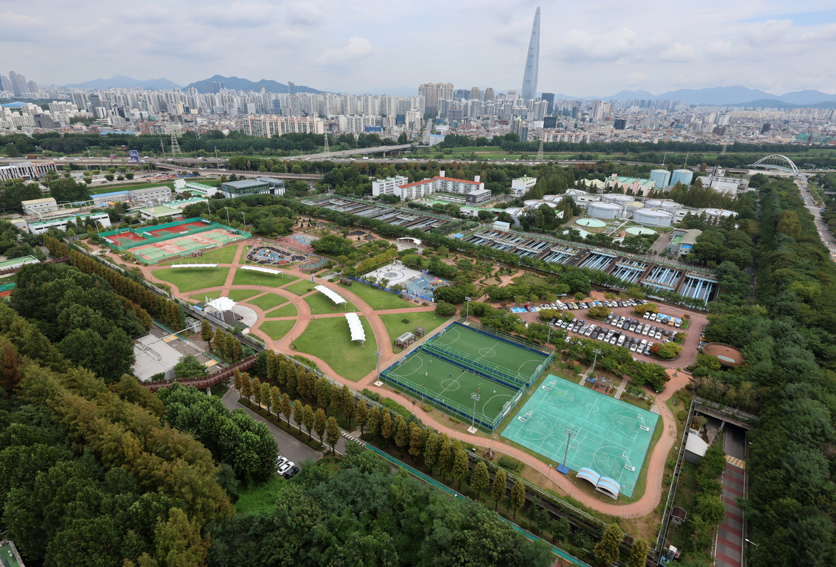 오세훈 서울시장이 정부의 용산공원 주택공급 구상에 대한 대체부지로 제안한 강남구 탄천물재생센터 부지 전경. 뉴시스